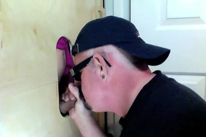 Gloryhole Suck Off Of Curious Married Guy Image