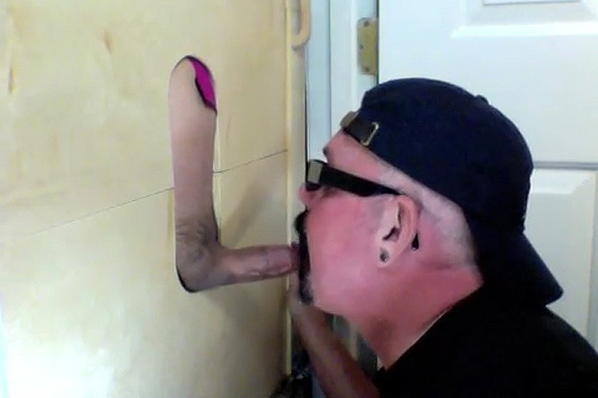 Gloryhole Suck Off Of Curious Married Guy Image