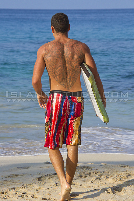 Surfer Maka is Back! Image