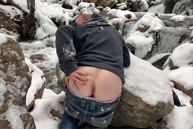 Fuck In The Snow Image